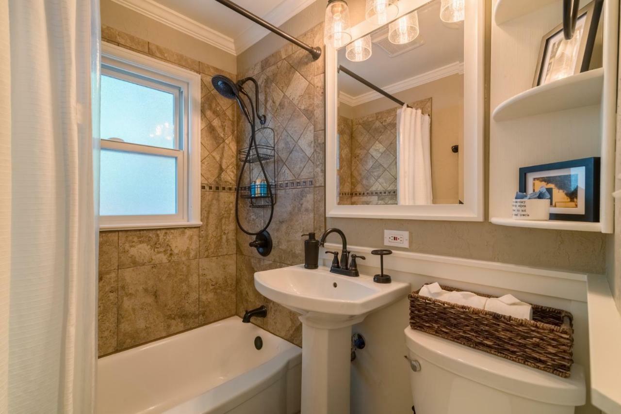 Italian Style In Old Town With Private Hot Tub Βίλα Φορτ Κόλινς Εξωτερικό φωτογραφία