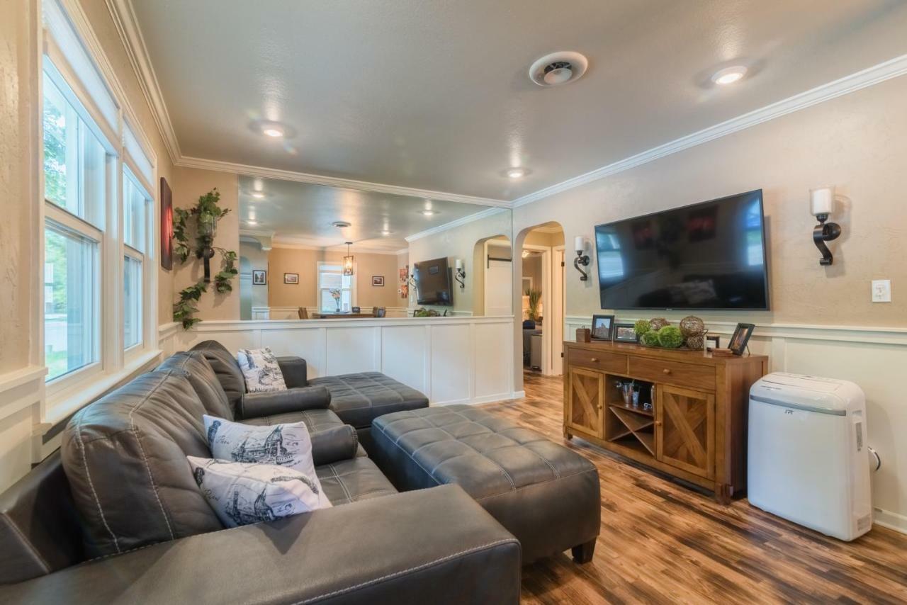 Italian Style In Old Town With Private Hot Tub Βίλα Φορτ Κόλινς Εξωτερικό φωτογραφία